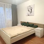 Central Apartment ברטיסלאבה