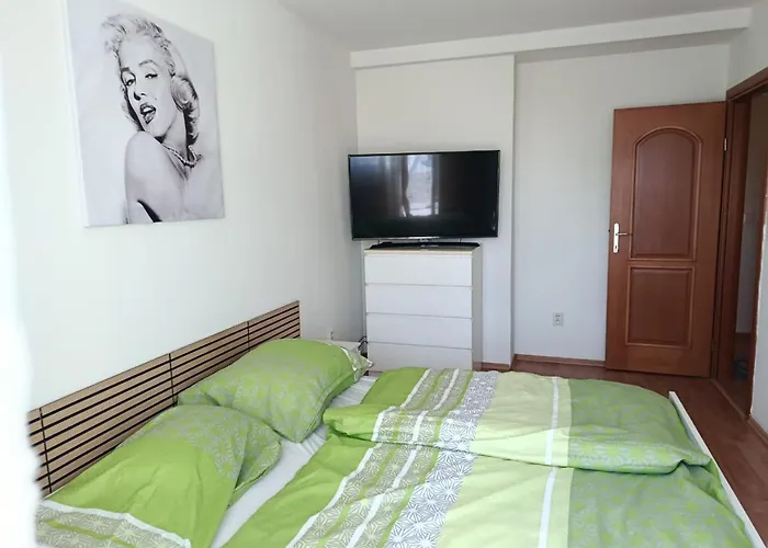 Central Apartment アパート *