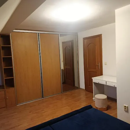 Central Apartment ברטיסלאבה